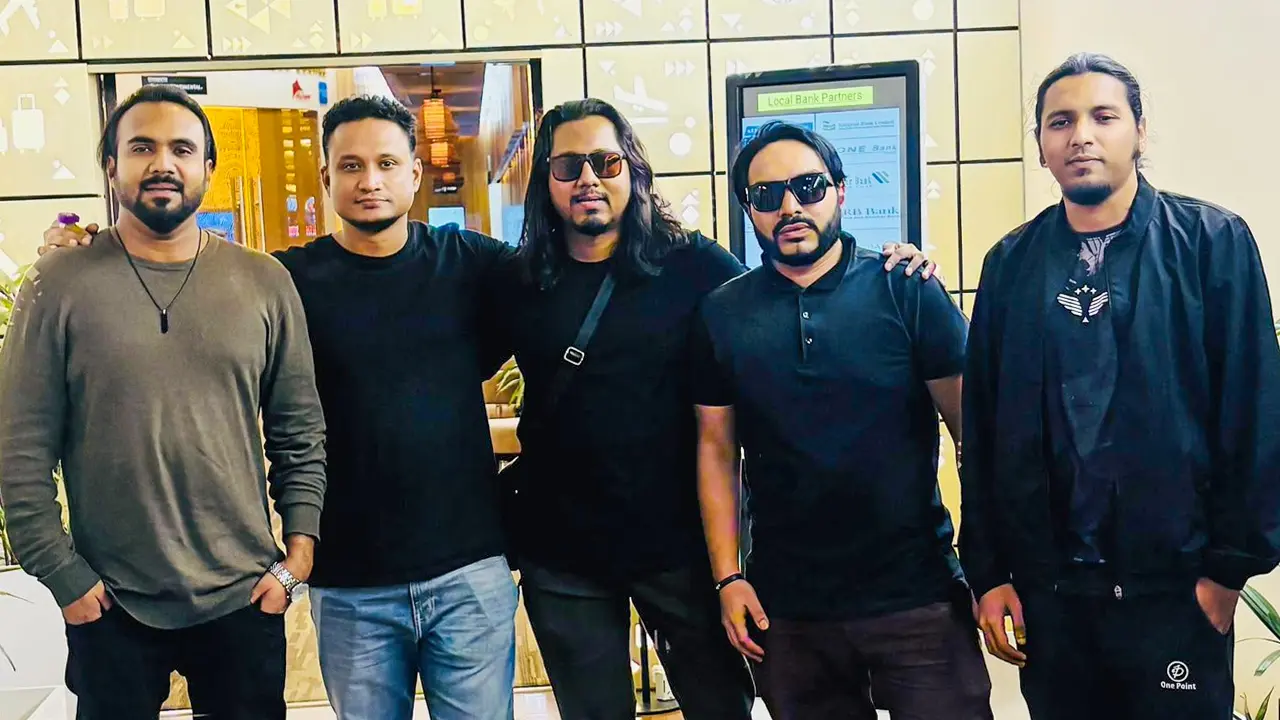 এবার দৃষ্টিহীন তরুণের পাশে ‘অ্যাশেজ’