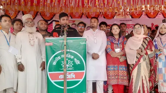 এদেশে শেখ পরিবার আর নেতৃত্ব দিতে পারবে না : হাসনাত আব্দুল্লাহ