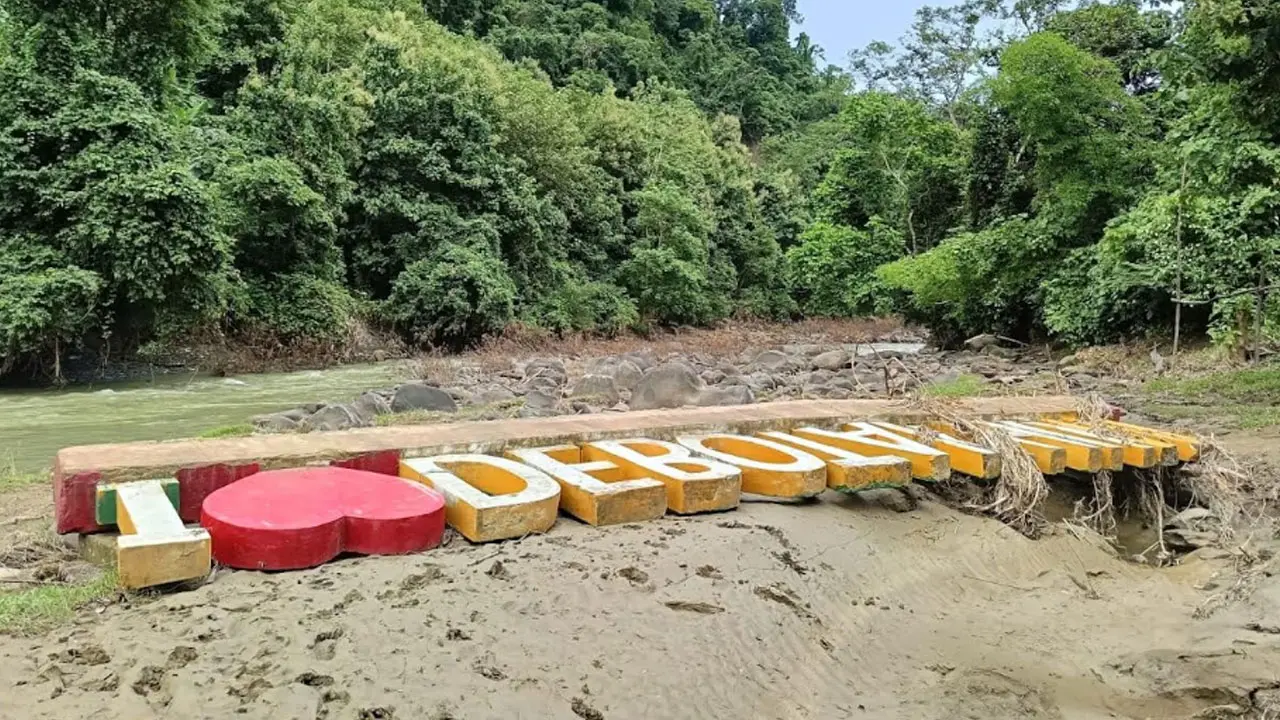 প্রাকৃতিক দুর্যোগে স্থবির রোয়াংছড়ির পর্যটন খাত, খাদ্য সংকটে গাইড-মাঝি