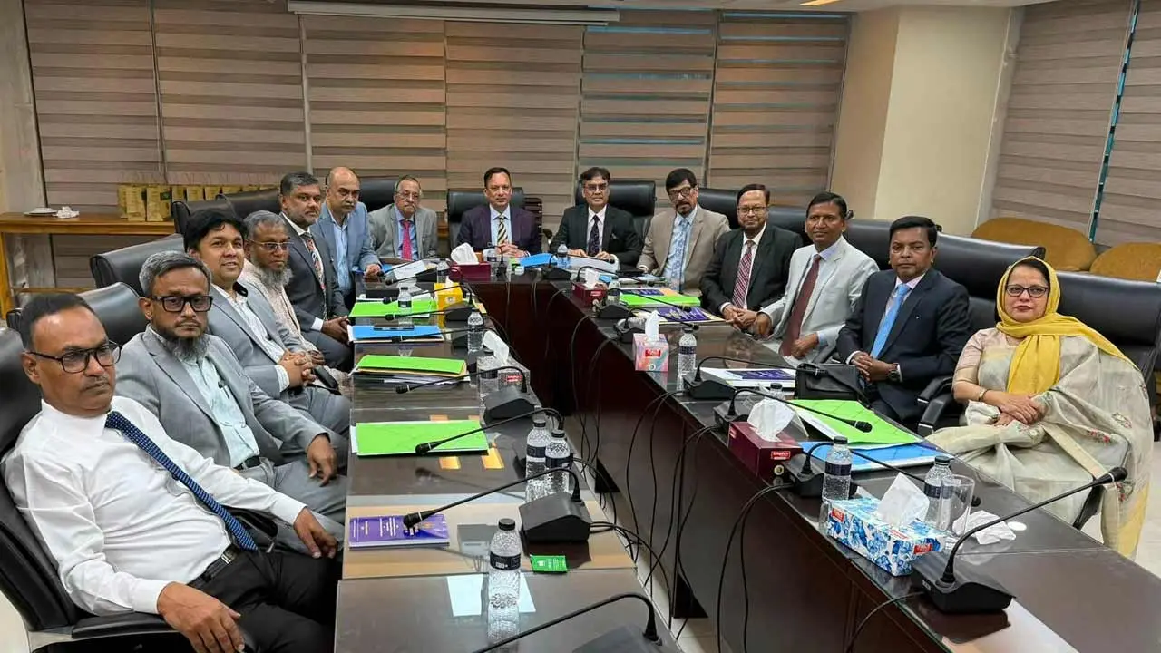 বার কাউন্সিলের এডহক কমিটির প্রথম সভা, দায়িত্ব পেলেন যারা