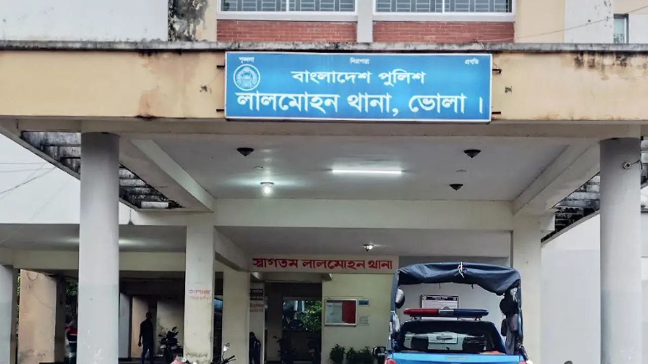 ভোলায় শিক্ষার্থীকে কুপিয়ে হত্যা, আহত ২