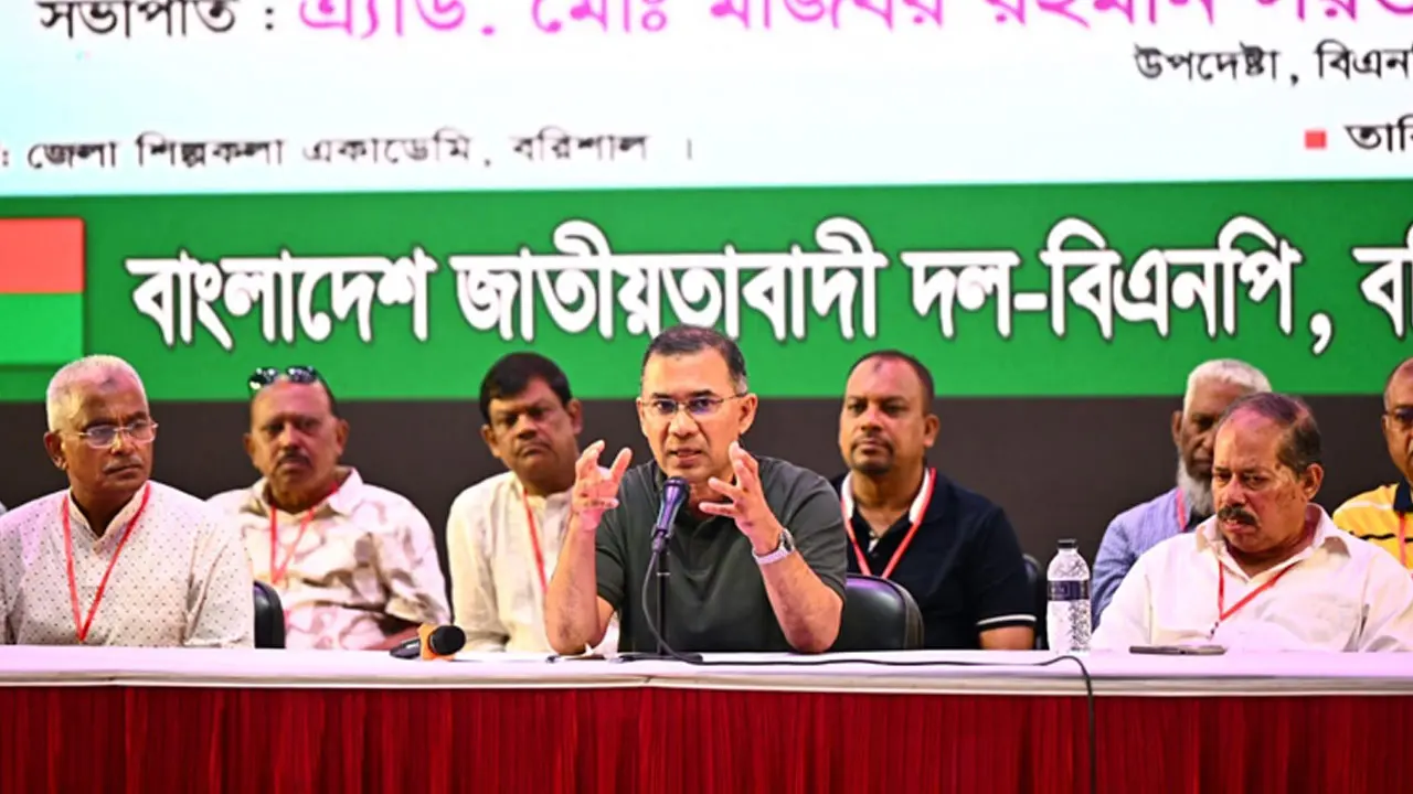 মতপার্থক্য থাকতেই পারে, ঐক্য যেন নষ্ট না হয় : দলীয় সভায় প্রধানমন্ত্রী