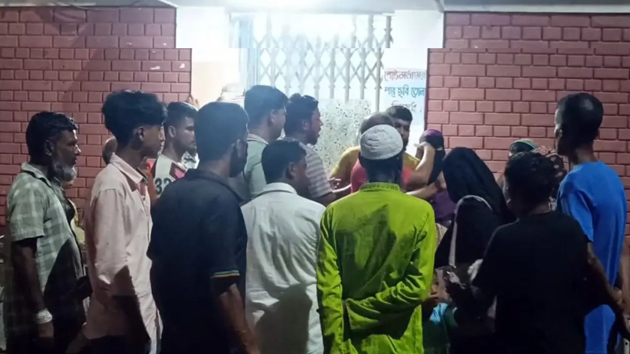 বেড়ানো শেষে নতুন বউ নিয়ে ফেরার পথে ট্রাকচাপায় প্রাণ গেল সৌদি প্রবাসীর
