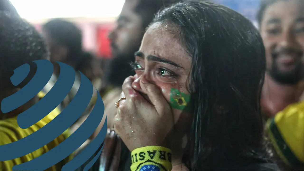 স্বপ্নভঙ্গ ব্রাজিল ভক্তদের, শেষ বাঁশির পর অশ্রুসিক্ত টিএসসি