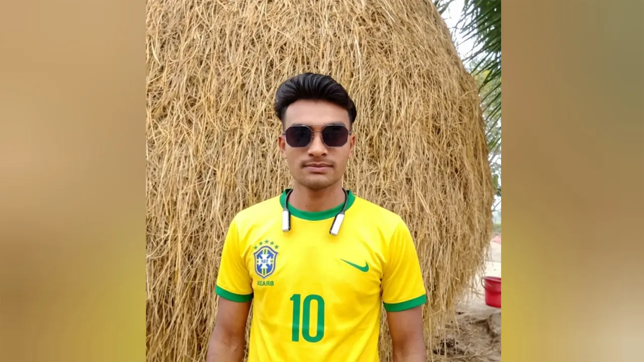 আগের দিন গ্রামবাসীকে ব্রাজিলের খেলা দেখানোর আয়োজন, পরদিন হলো দাফন