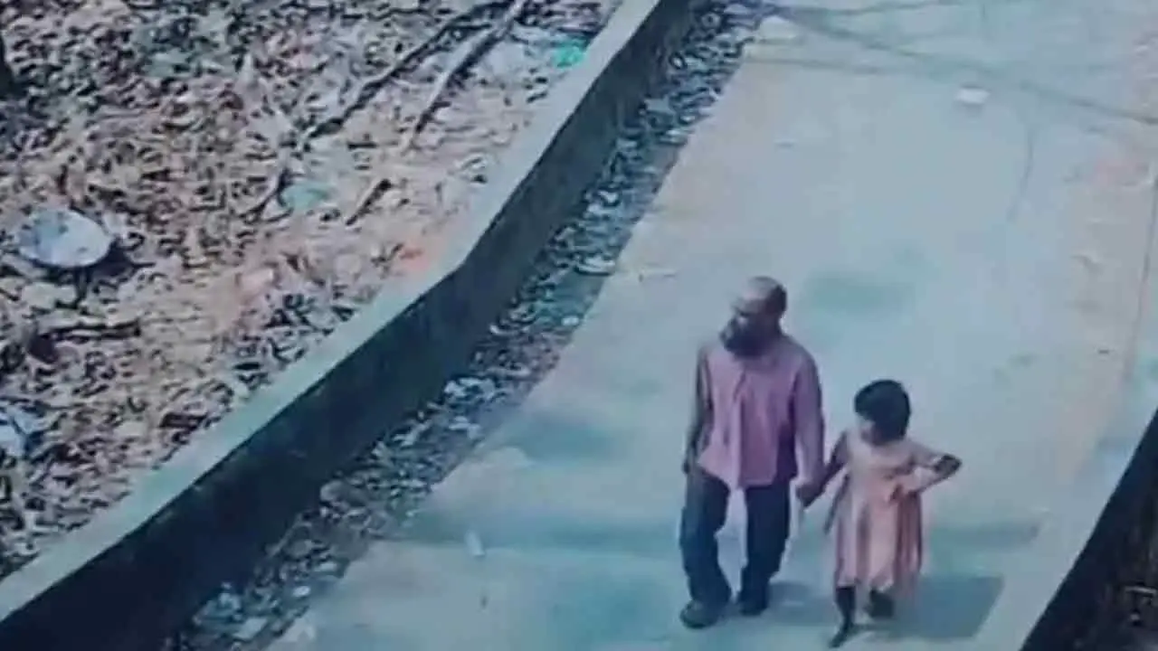 সীতাকুণ্ডে শিশুকে গলা কেটে হত্যা মামলার রায় মঙ্গলবার