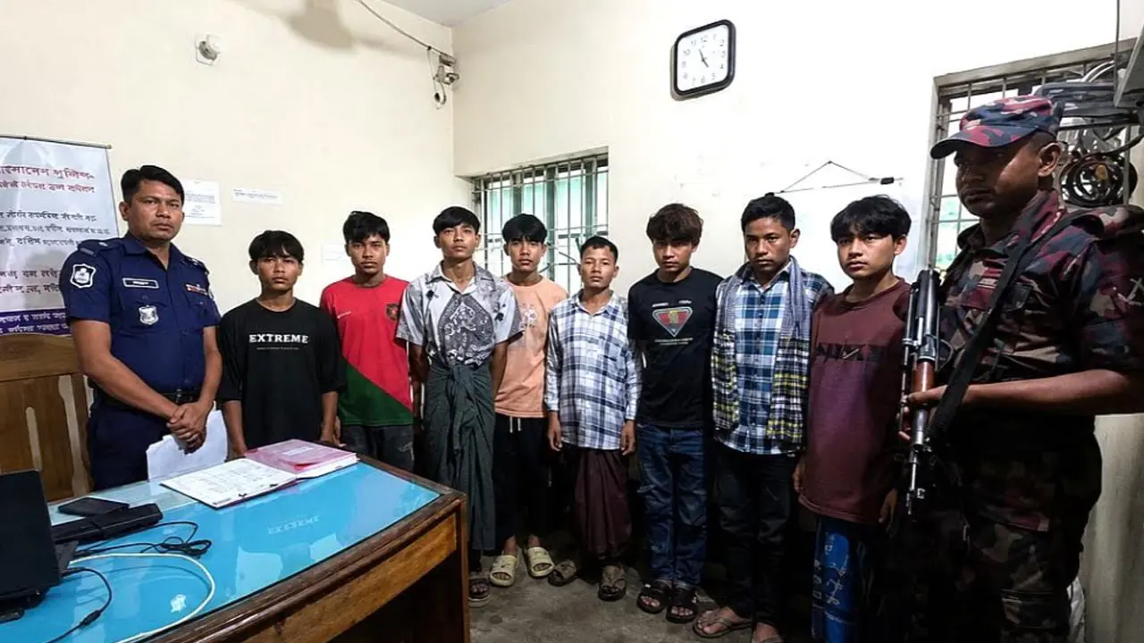 নাইক্ষ্যংছড়ি সীমান্তে অনুপ্রবেশ করা মিয়ানমারের ১১ নাগরিক আটক