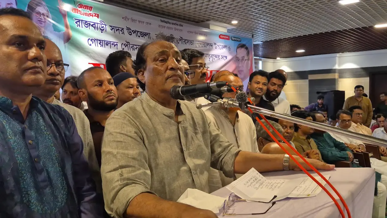 ‘জনগণের ক্ষমতা নিয়ে খেললে শেখ হাসিনার মতো পরিণতি হবে’