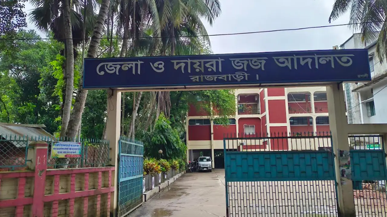 চাঁদা নেওয়ার ভিডিও ভাইরাল, পুলিশ সদস্যের বিরুদ্ধে তদন্তের নির্দেশ