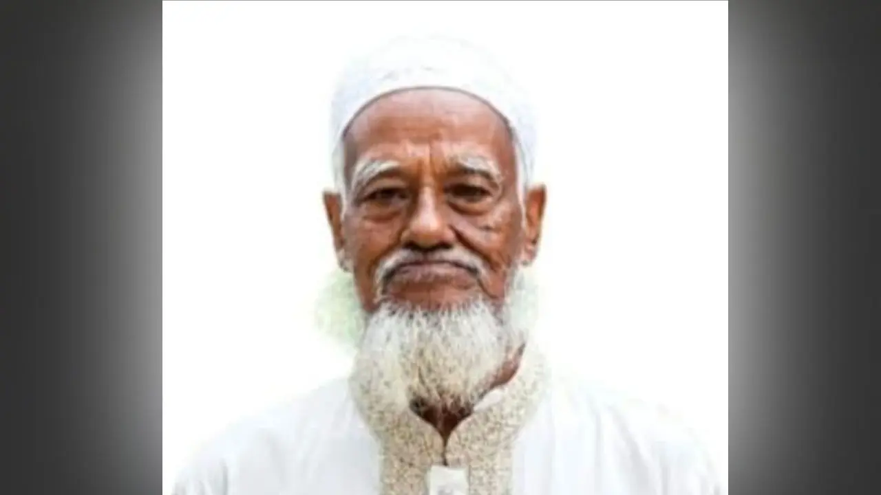 পা পিছলে নদীতে পড়ে নিখোঁজ বৃদ্ধ, ১২ ঘণ্টায়ও মেলেনি সন্ধান