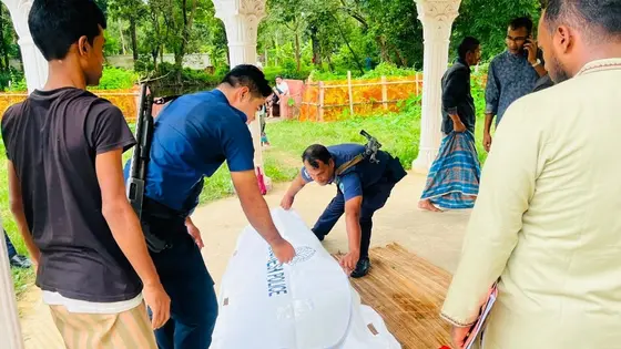 লোহাগাড়ায় মন্দিরের পুকুর থেকে মরদেহ উদ্ধার