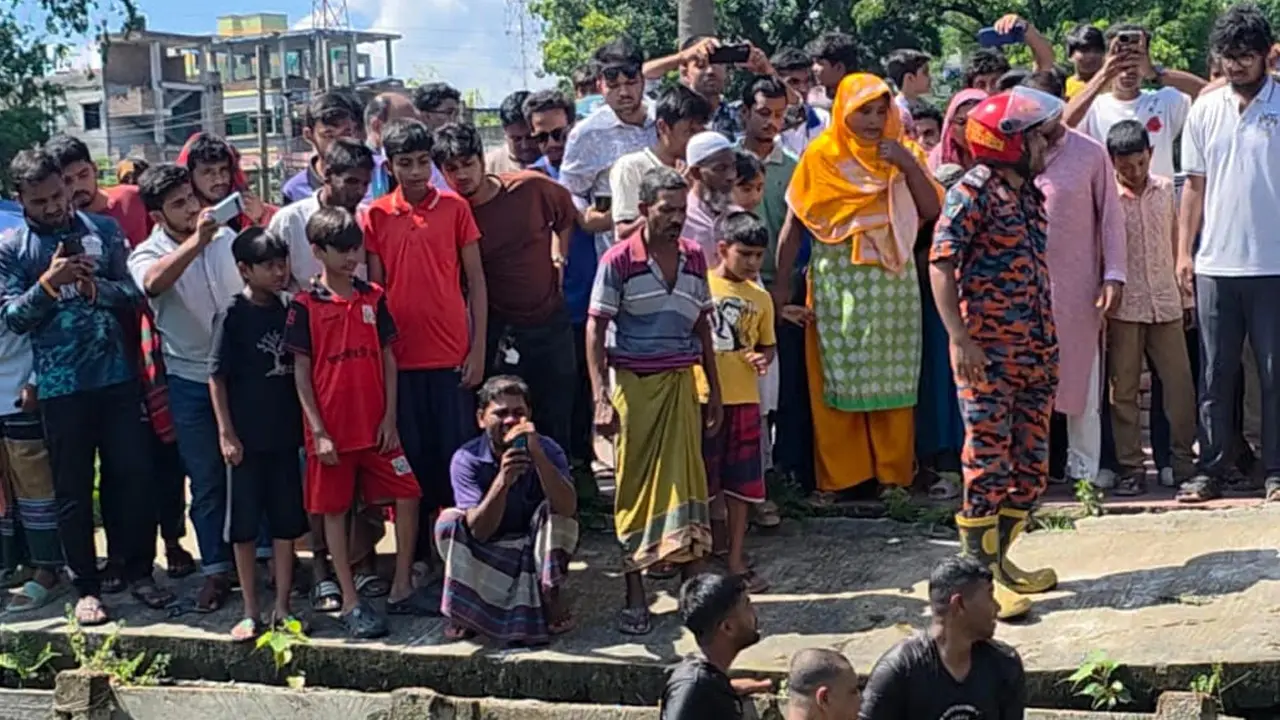 পুকুরে গোসলে নেমে নিখোঁজ কলেজছাত্রের মরদেহ উদ্ধার