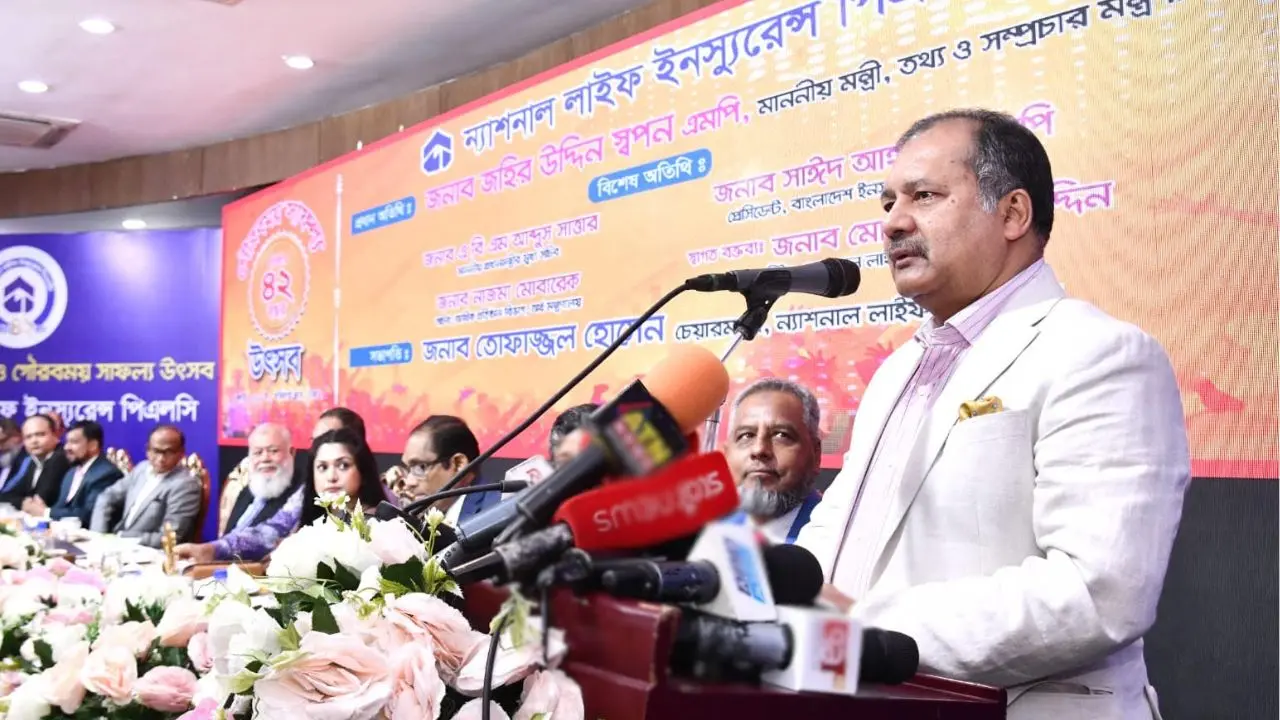 আ.লীগের রেখে যাওয়া ভঙ্গুর অর্থনীতি মোকাবিলাই বড় চ্যালেঞ্জ: তথ্যমন্ত্রী