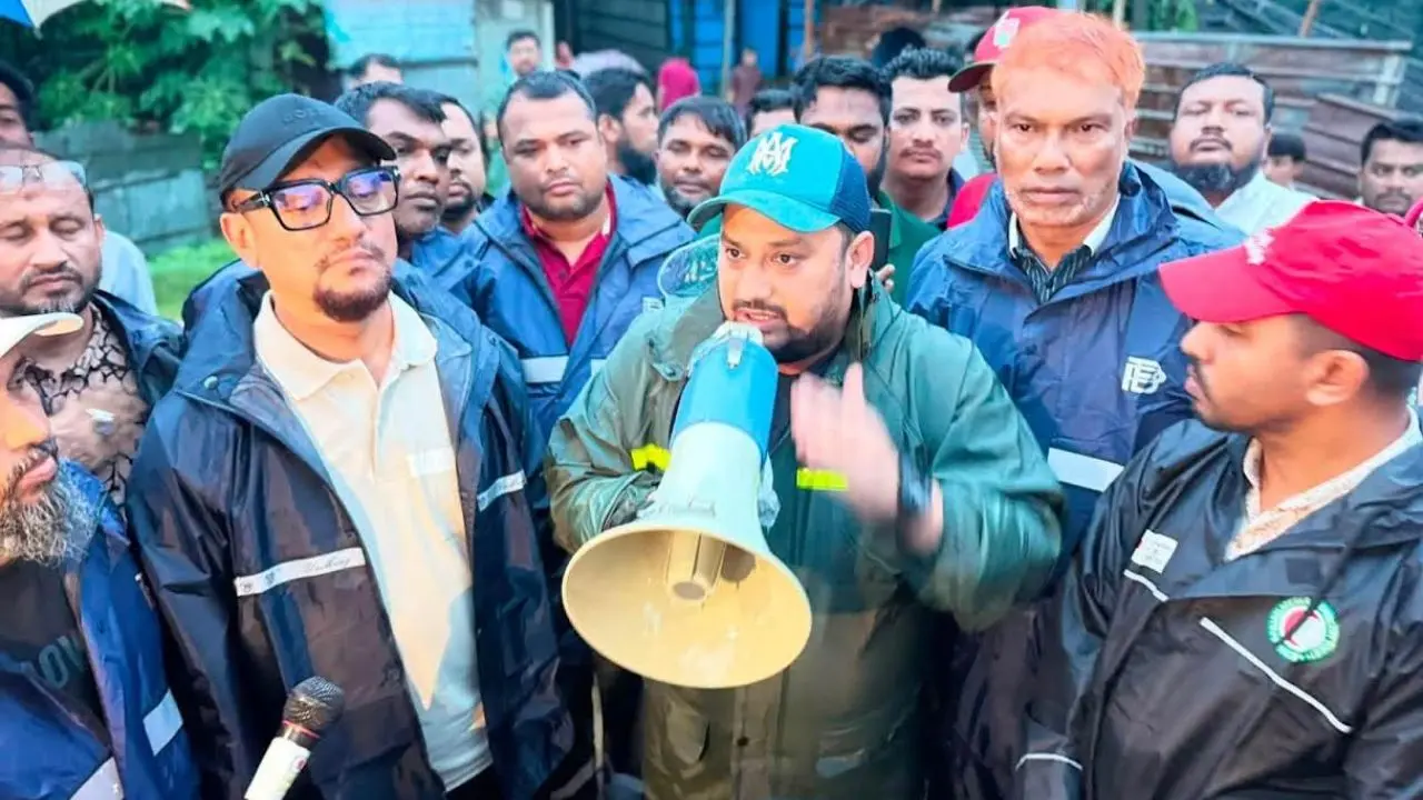 প্রাকৃতিক দুর্যোগ মোকাবিলায় সবাইকে এগিয়ে আসার আহ্বান ভূমি প্রতিমন্ত্রীর