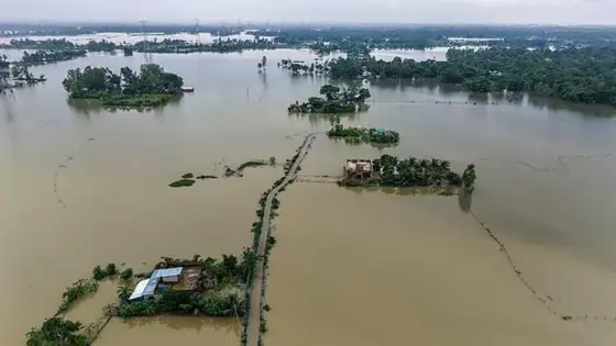 চট্টগ্রামে বন্যা পরিস্থিতি অপরিবর্তিত, চার উপজেলায় পানিবন্দি ৮ লাখ মানুষ