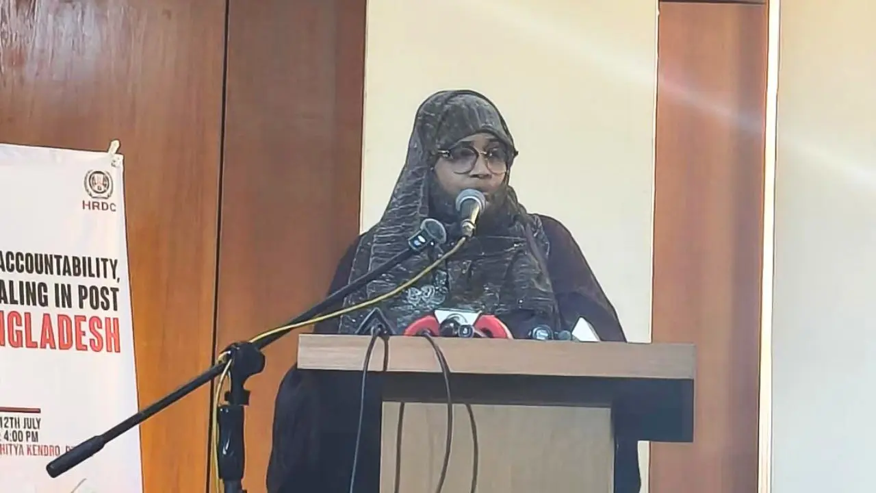 ‘রাজপথে মরলেও লাশ তুলবে না’ সন্তানের সেই কথাই তাড়িয়ে বেড়ায় মাকে