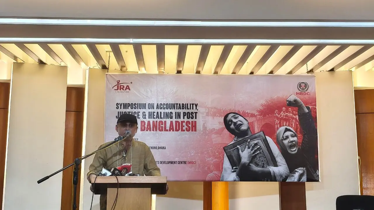 জুলাই জাদুঘর পরিচালনায় ট্রাস্টি বোর্ড গঠনের দাবি মোস্তফা ফারুকীর