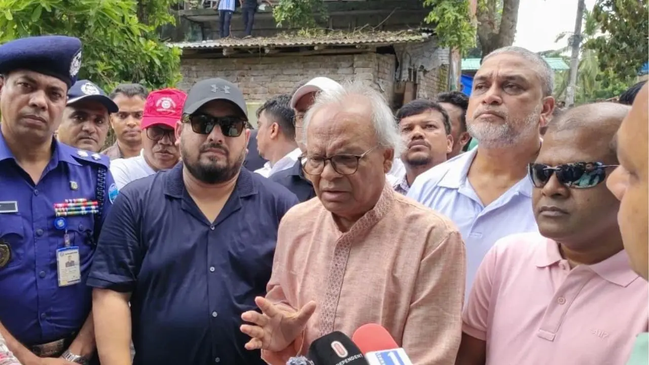 সাবেক রাষ্ট্রপতির বাড়ির রাস্তার জন্য হাওরের পরিবেশ ধ্বংস করা হয়েছে