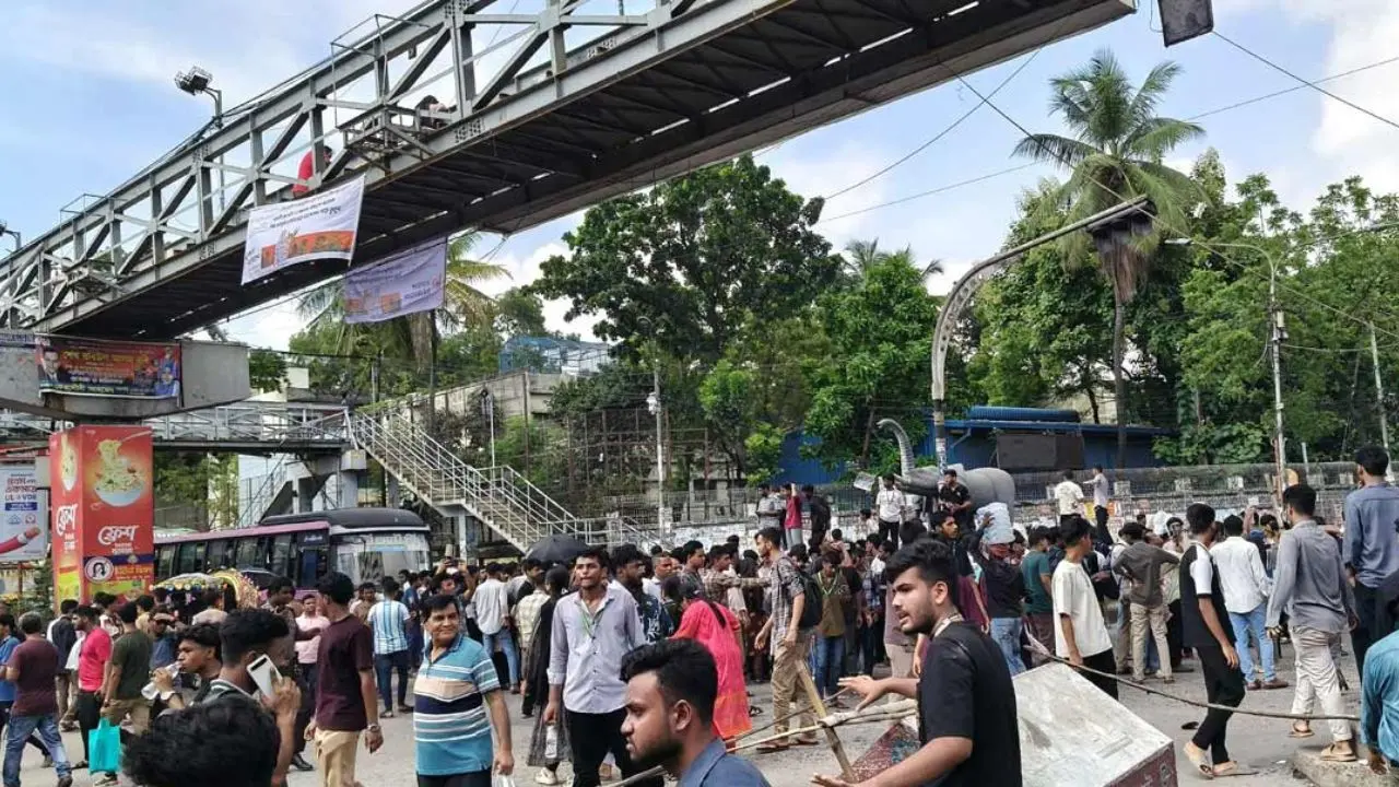 শিক্ষার্থীদের পড়ার টেবিলে ফিরে যাওয়ার আহ্বান শিক্ষামন্ত্রীর