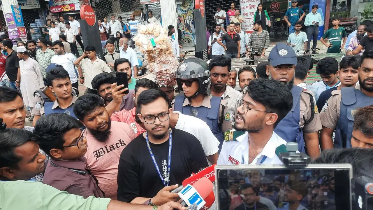 উত্তরায় অবরোধ প্রত্যাহার, কেন্দ্রের সিদ্ধান্তেই পরবর্তী কর্মসূচি