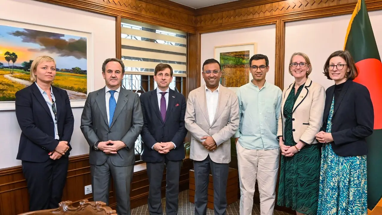 পররাষ্ট্র উপদেষ্টার সঙ্গে ইইউর ৫ দূতের বৈঠক