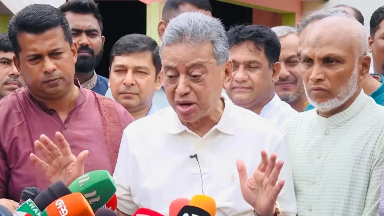 বন্যার্তদের পুনর্বাসন না হওয়া পর্যন্ত পাশে থাকবে সরকার : অর্থমন্ত্রী