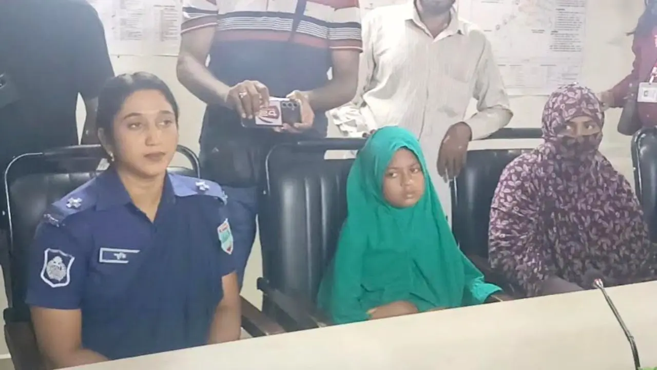 ইজিবাইকে ওঠার পর নিখোঁজ, ভাঙা জানালা দিয়ে বেরিয়ে প্রাণে বাঁচল শিক্ষার্থী