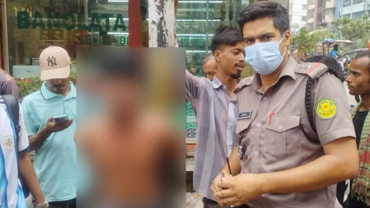 মিরপুরে ছিনতাইকালে হাতেনাতে ধরা ছিনতাইকারী, উদ্ধার হলো মোবাইল