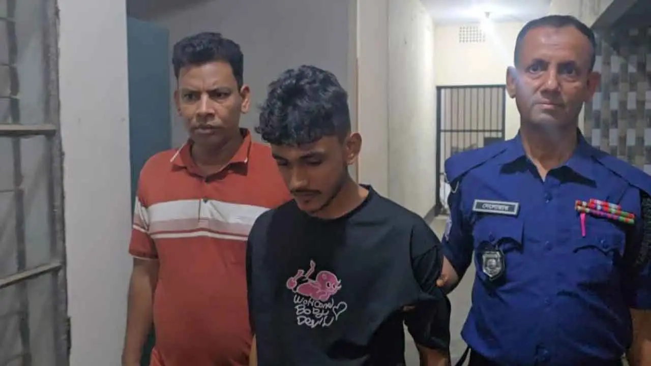 শিশুকে উত্ত্যক্ত করে টিকটকে ভিডিও পোস্ট, যুবক আটক