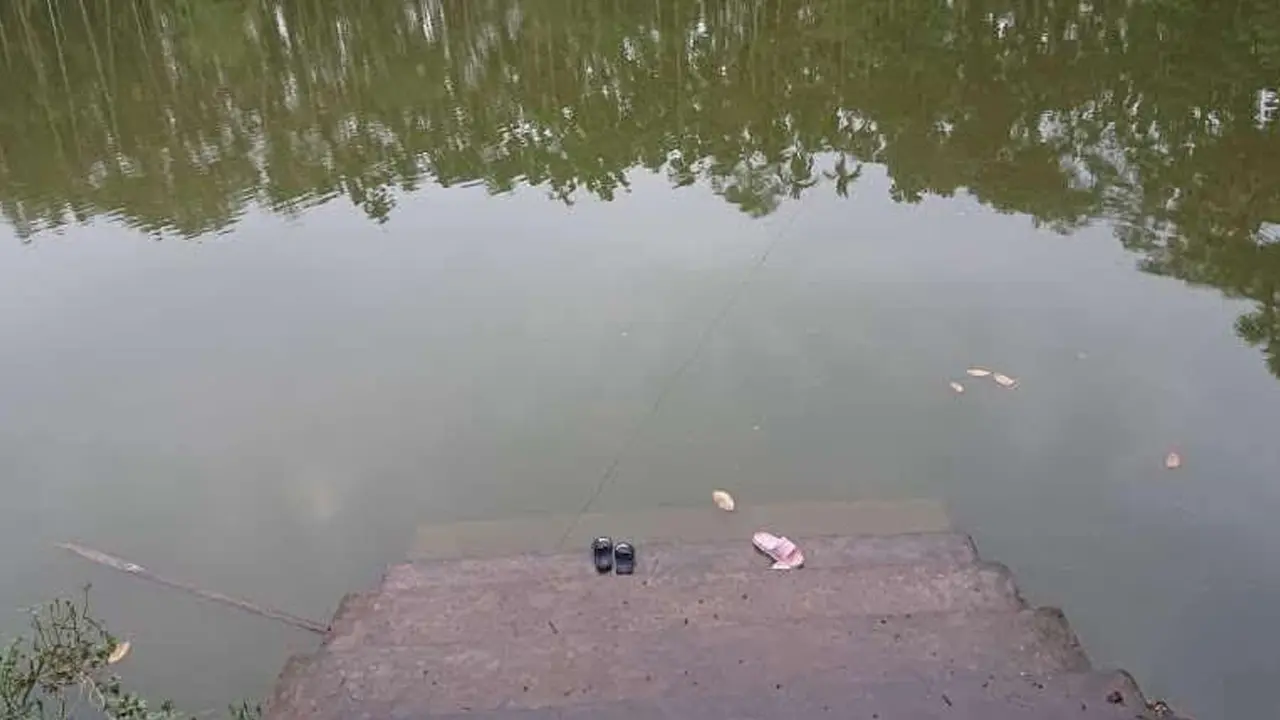 পুকুরে ডুবে প্রাণ গেল দুই স্কুলশিক্ষার্থীর
