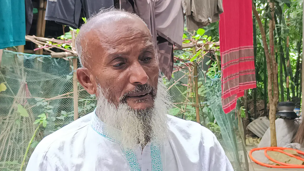 ‘যে দেশ দেখার জন্য ছেলেরা শহীদ হলো, সেই কাঙ্ক্ষিত দেশ হয়নি’
