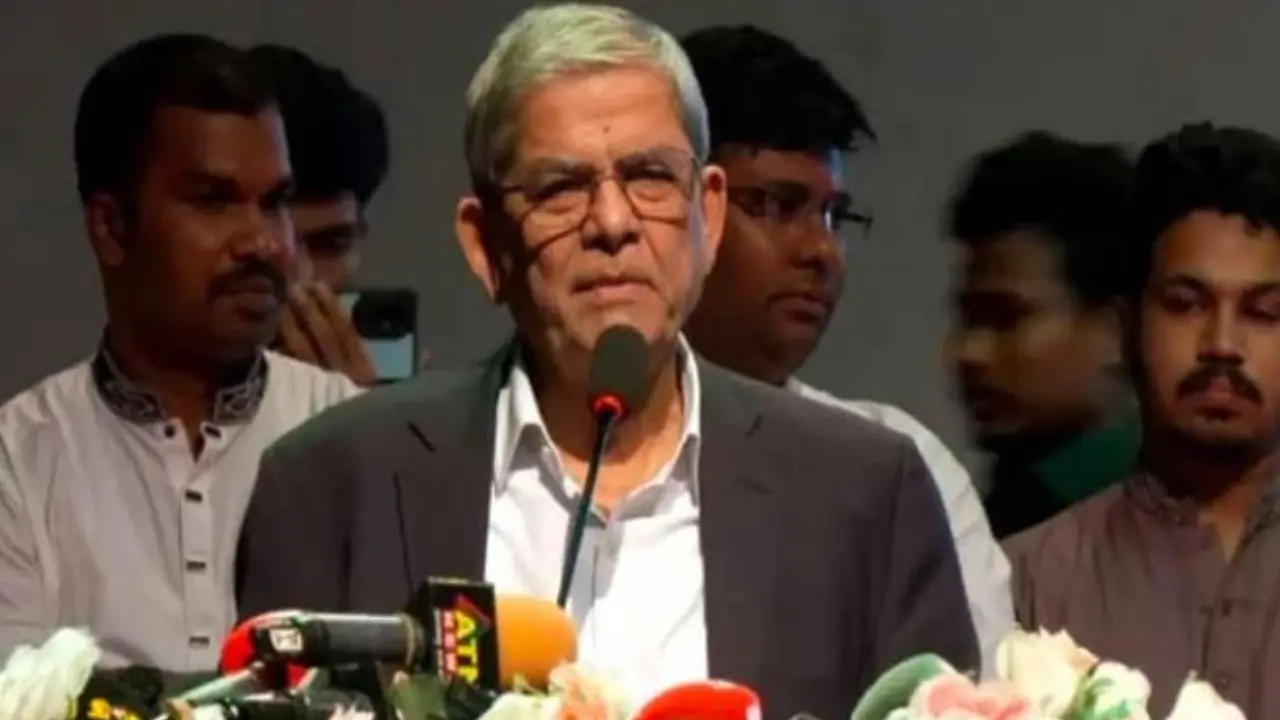 মৃতপ্রায় অর্থনীতিকে টেনে তুলতে প্রধানমন্ত্রীর নেতৃত্বে কাজ করছে সরকার