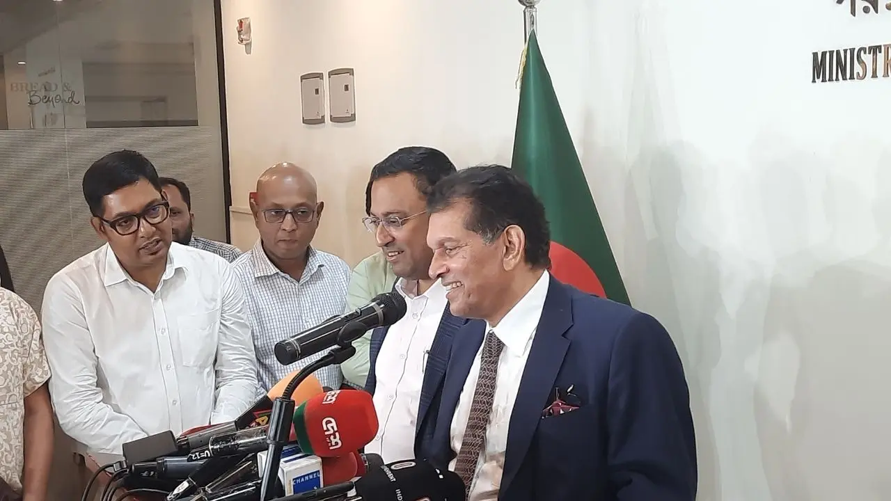‘সব স্তরে যুক্তরাষ্ট্রের সঙ্গে সম্পর্ক রাখছি, সম্পর্ক এগিয়ে যাচ্ছে’