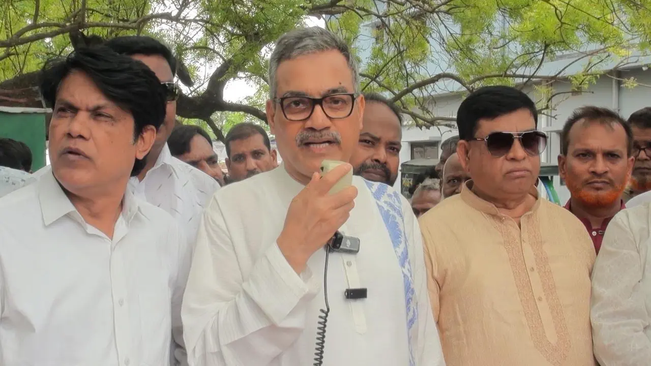 আমার লজ্জা হয় এদের মতো একটি বিরোধীদল সংসদে