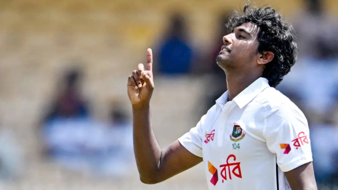 আগে নিজের দেশ, তারপর অন্য খেলা: হাসান মাহমুদ