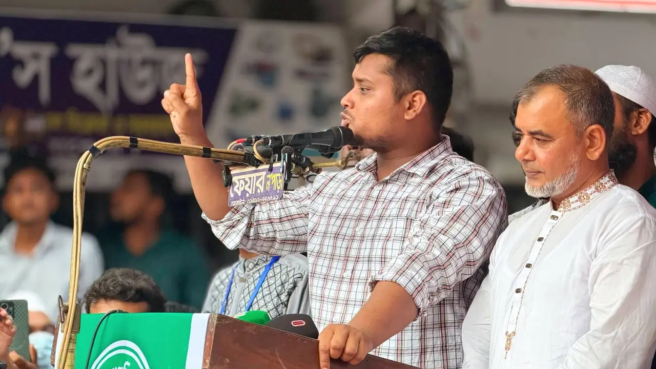 কার্ডের নামে বেকারত্বে উৎসাহ দিচ্ছে সরকার : হাসনাত আবদুল্লাহ