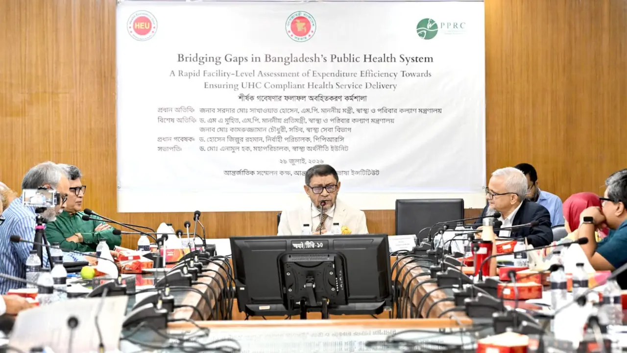 হাসপাতালে দালাল চক্রের অপতৎপরতা স্থায়ীভাবে বন্ধ করা হবে