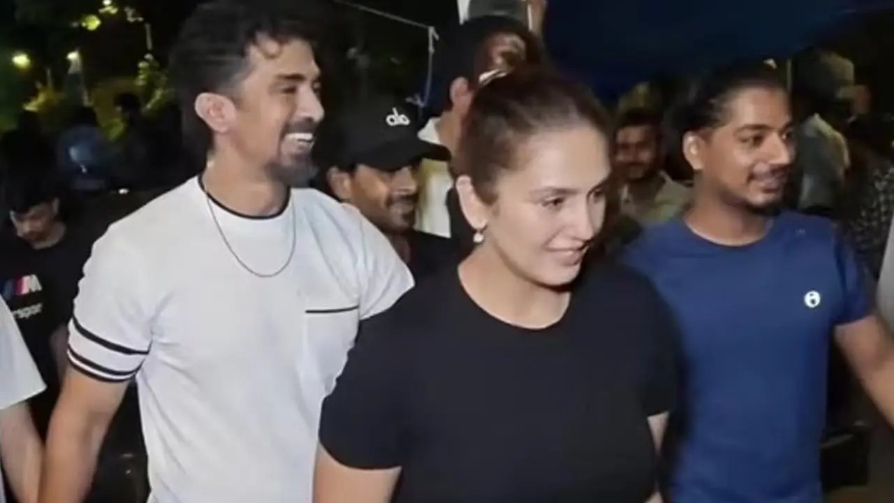 গভীর রাতে রাজপথে হুমা কুরেশি, সঙ্গে সাকিব সালিম