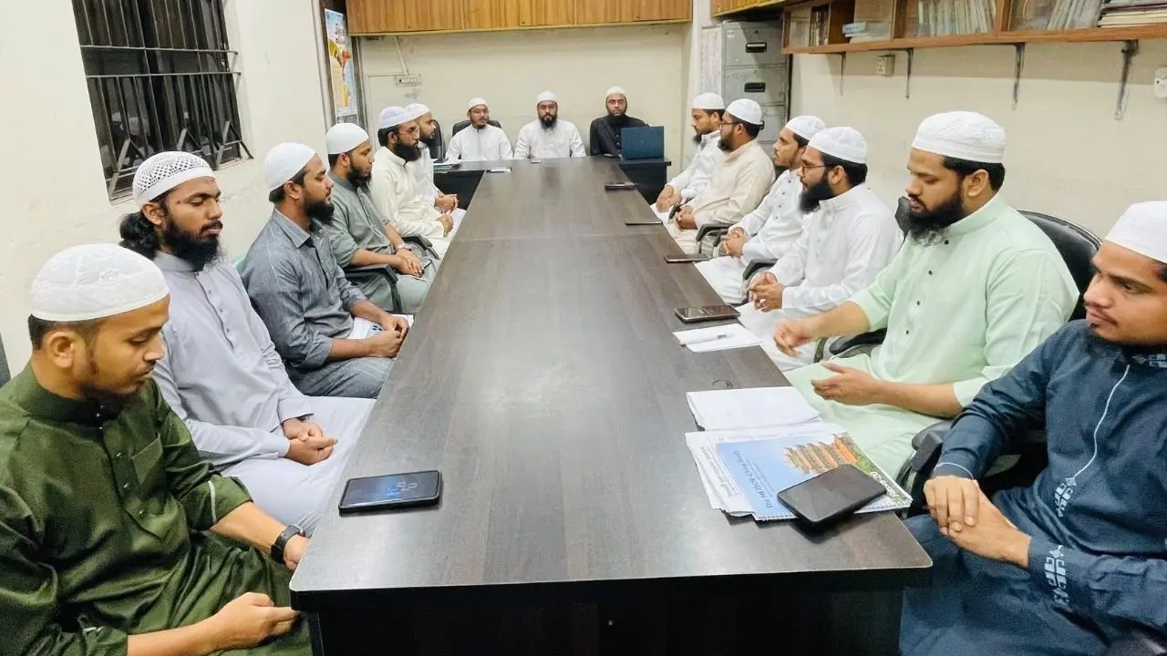 পরীক্ষা স্থগিত ও শিক্ষামন্ত্রীর পদত্যাগ দাবি ইসলামী ছাত্র আন্দোলনের