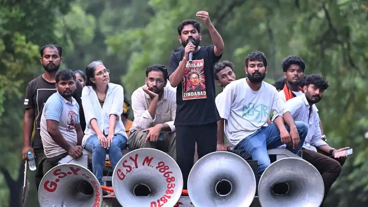 এক দাবি পূরণ হয়েছে, আরও দুটি মানতে হবে : ককরোচ জনতা পার্টি