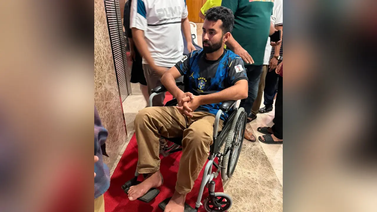 হলের খাবার নিয়ে অভিযোগ করায় শাবি শিক্ষার্থীকে দুই ছাত্রদল নেতার মারধর