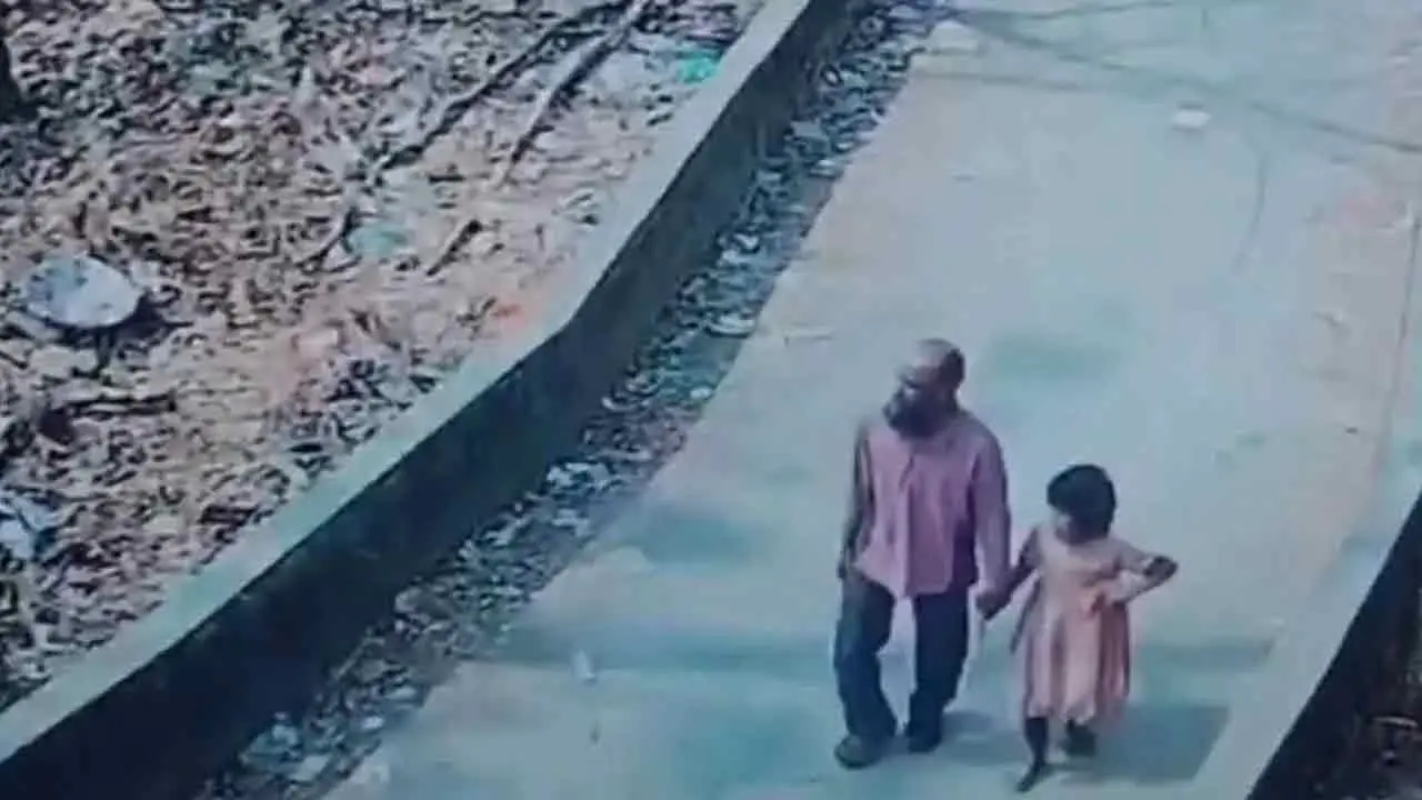 শিশু ইরাকে গলা কেটে হত্যা : মামলার রায় আজ হচ্ছে না