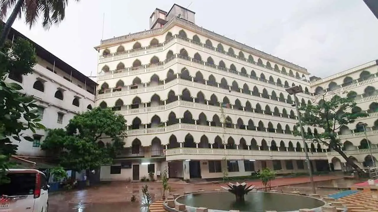 গত ৭০ বছরের প্রাক্তন শিক্ষার্থীদের সম্মাননা দেবে ফরিদাবাদ মাদরাসা