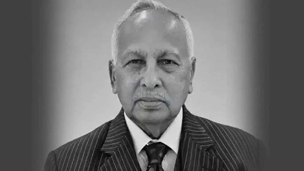 ব্যারিস্টার জমির উদ্দিন সরকারের মৃত্যুতে স্বরাষ্ট্রমন্ত্রীর শোক