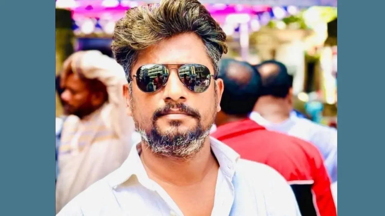 সাবেক যুবদল নেতাকে কুপিয়ে জখম, হাতের কব্জি বিচ্ছিন্ন