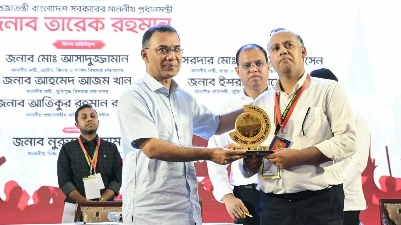 সন্তান-স্বজন হত্যার বিচার চান জুলাই শহীদ পরিবারের সদস্যরা