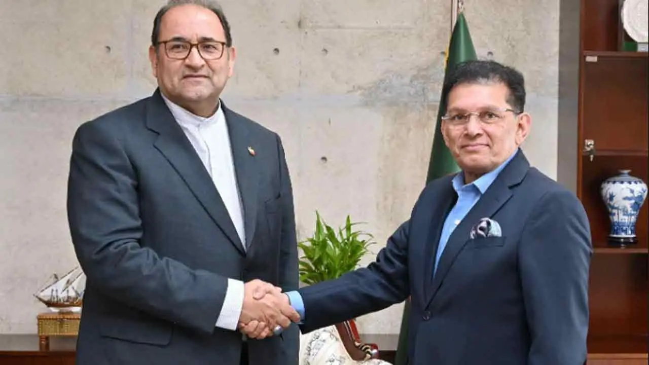 খামেনির জানাজায় অংশ নেওয়ায় বাংলাদেশের প্রতি কৃতজ্ঞতা জানাল ইরান