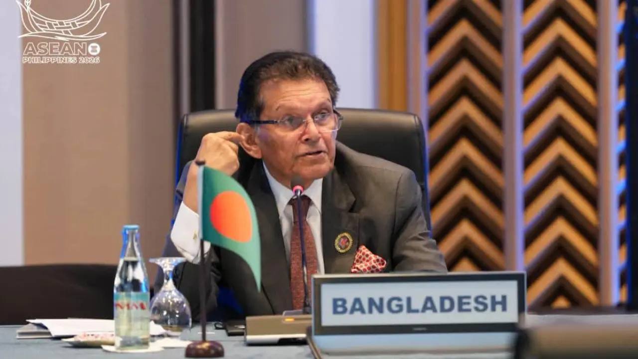 আঞ্চলিক সহযোগিতা বাড়ানোর আহ্বান পররাষ্ট্রমন্ত্রীর