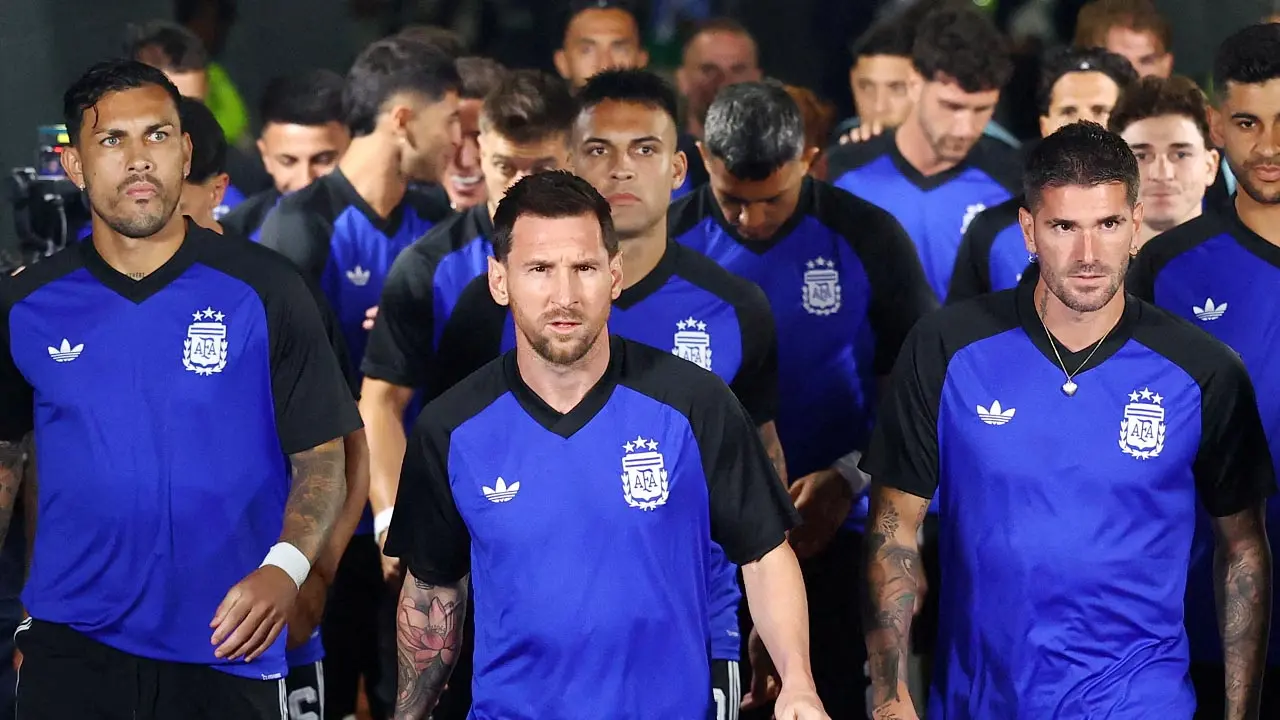 কুসংস্কার থেকে মেসিদের বাঁচাতে ‘সুরক্ষা কবচ’ নিয়ে হাজির আর্জেন্টাইনরা