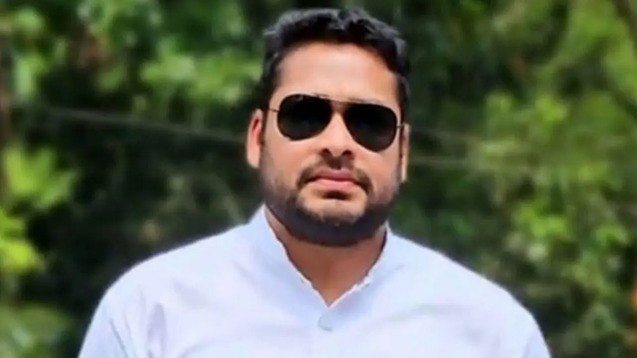 বিয়ের প্রতিশ্রুতি দিয়ে ‘ঘনিষ্ঠ’ সম্পর্ক, সেই কৃষকদল নেতা বহিষ্কার